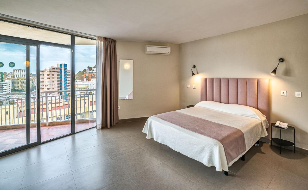 Hotel Mainare Playa Фуeнхирола Екстериор снимка