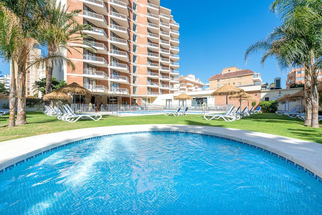 Hotel Mainare Playa Фуeнхирола Екстериор снимка